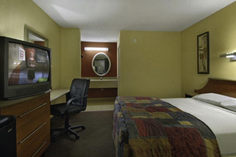 Red Roof Inn Virginia Beach-Norfolk Airport Eksteriør billede