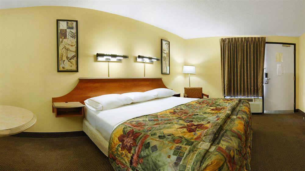 Red Roof Inn Virginia Beach-Norfolk Airport Eksteriør billede